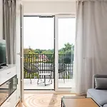 Apartment Sage Stylish By Bookinghost